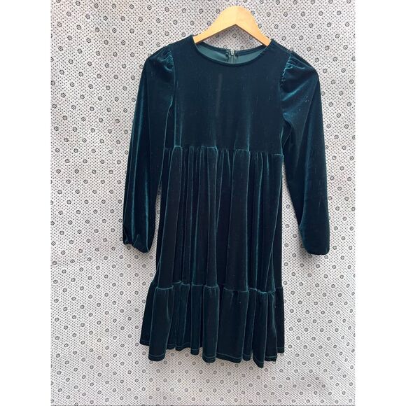Girl’s velvet Dress in dark Green size 9-10 - Picture 2 of 4
